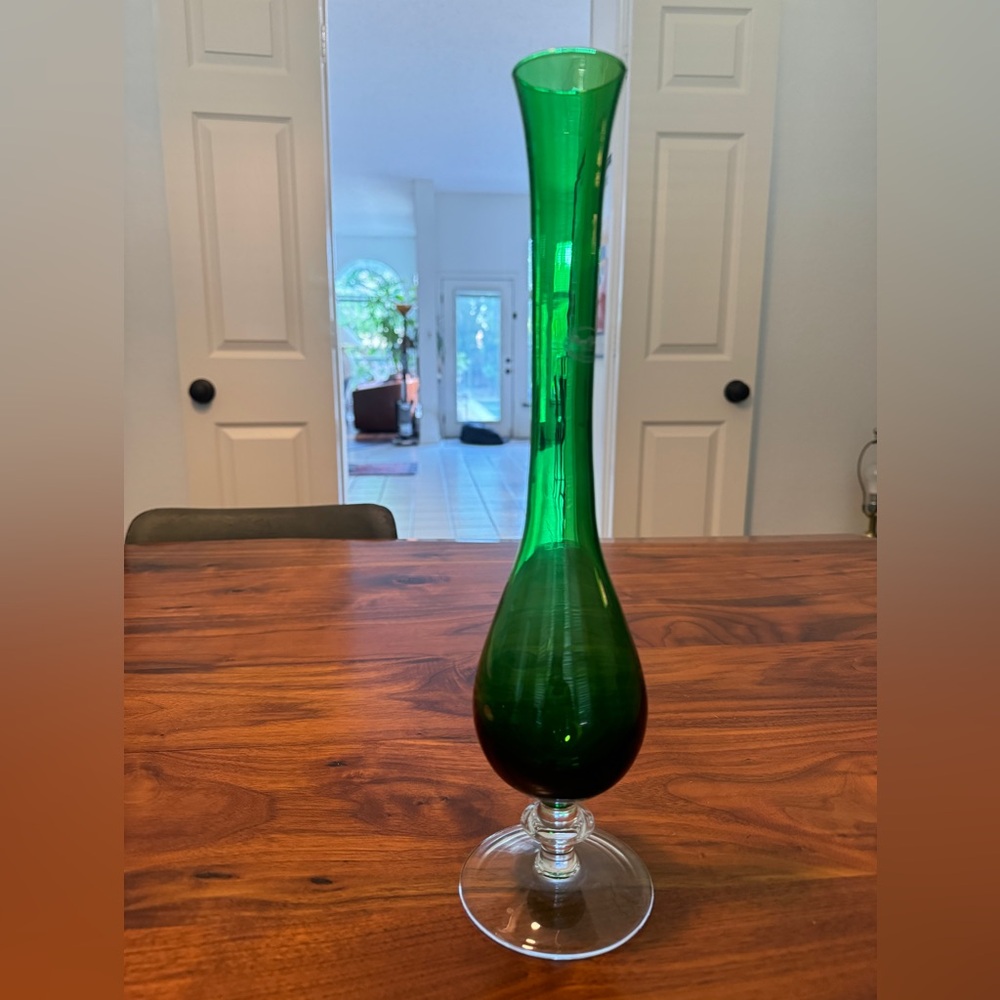 Vintage Eastern Europe Royal Gallery Green Glass Footed Vase Made In Italy